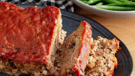 Pork Tenderloins with Cranberries, Walnuts, and Dried Fruit